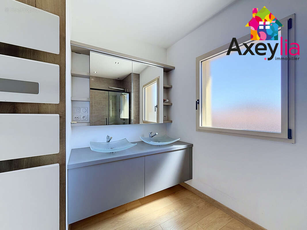 A vendre - feurs -  maison individuelle avec terrain et grand espace de vie - photo 14