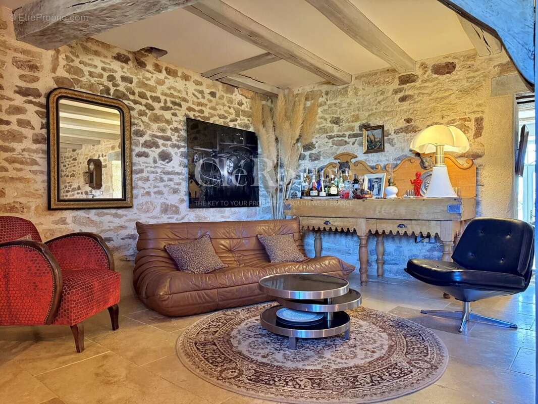 Maison à VILLEFRANCHE-DU-PERIGORD