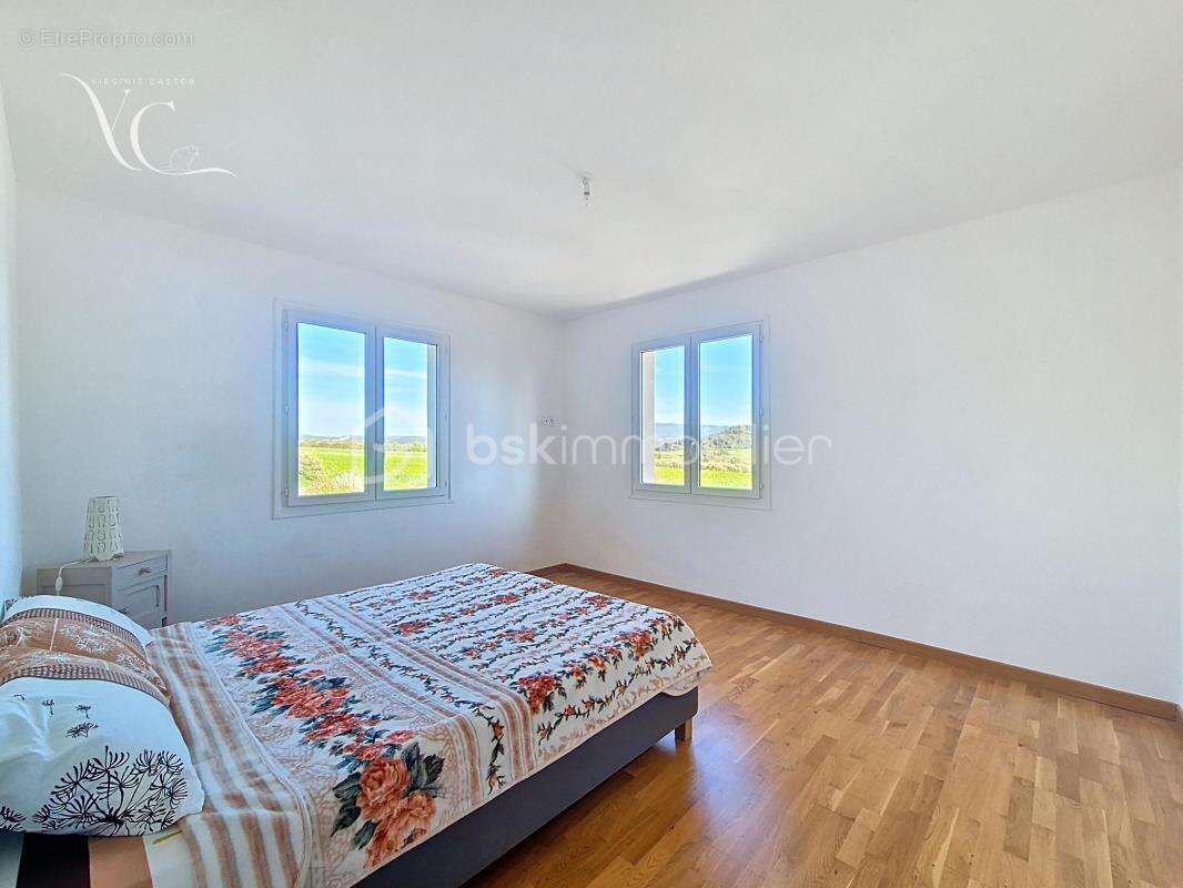 Maison à SAINT-SATURNIN-LES-APT