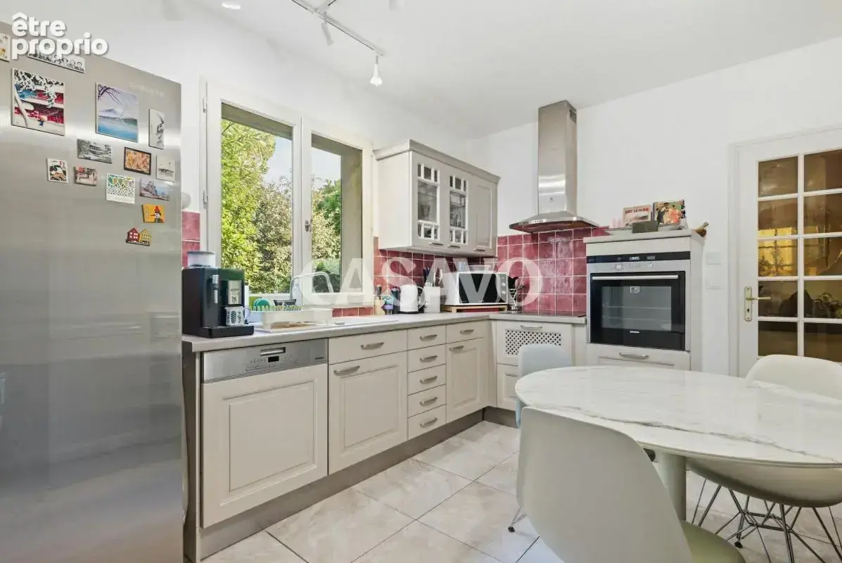 Vente Maison 5 pièces de 125m² - 13540 Aix-en-Provence - photo 10