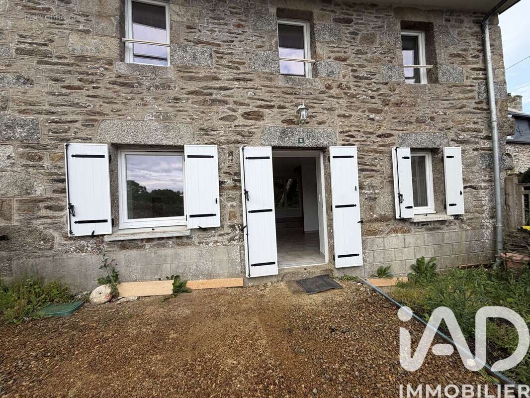Photo 2 - Maison à BELLE-ISLE-EN-TERRE