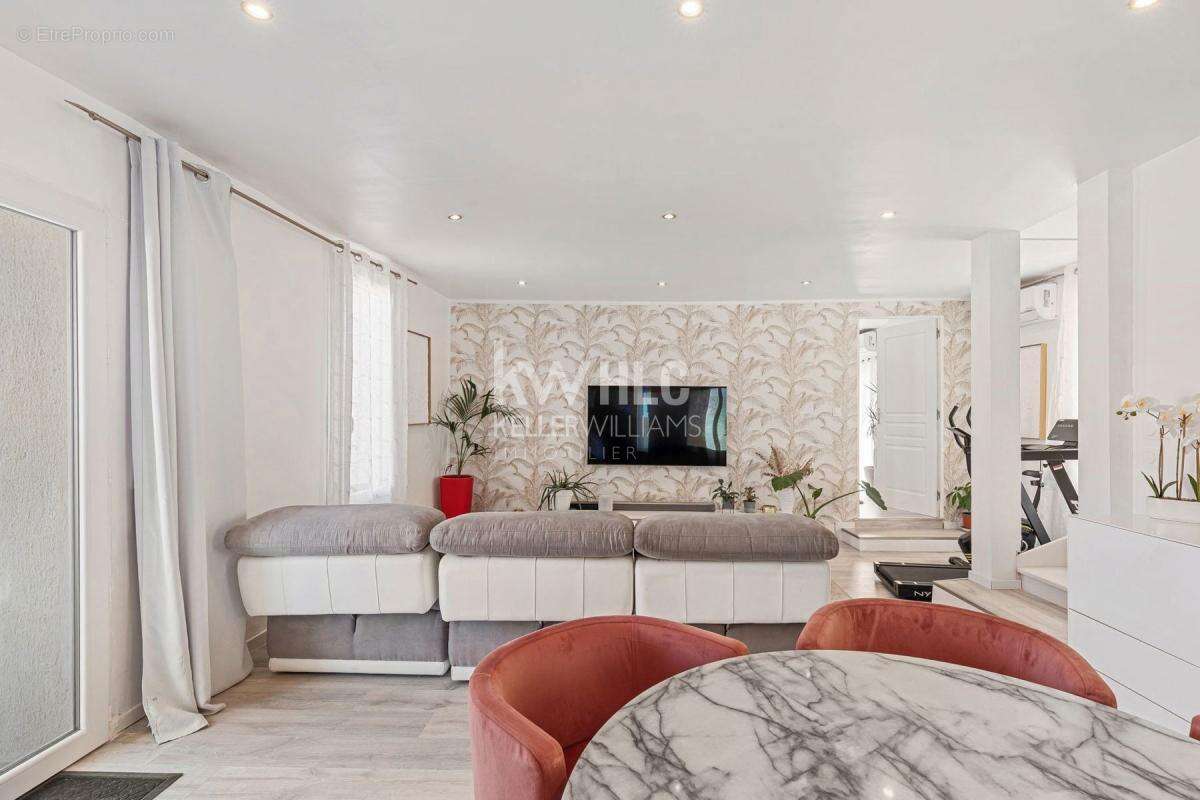 Maison à CAGNES-SUR-MER