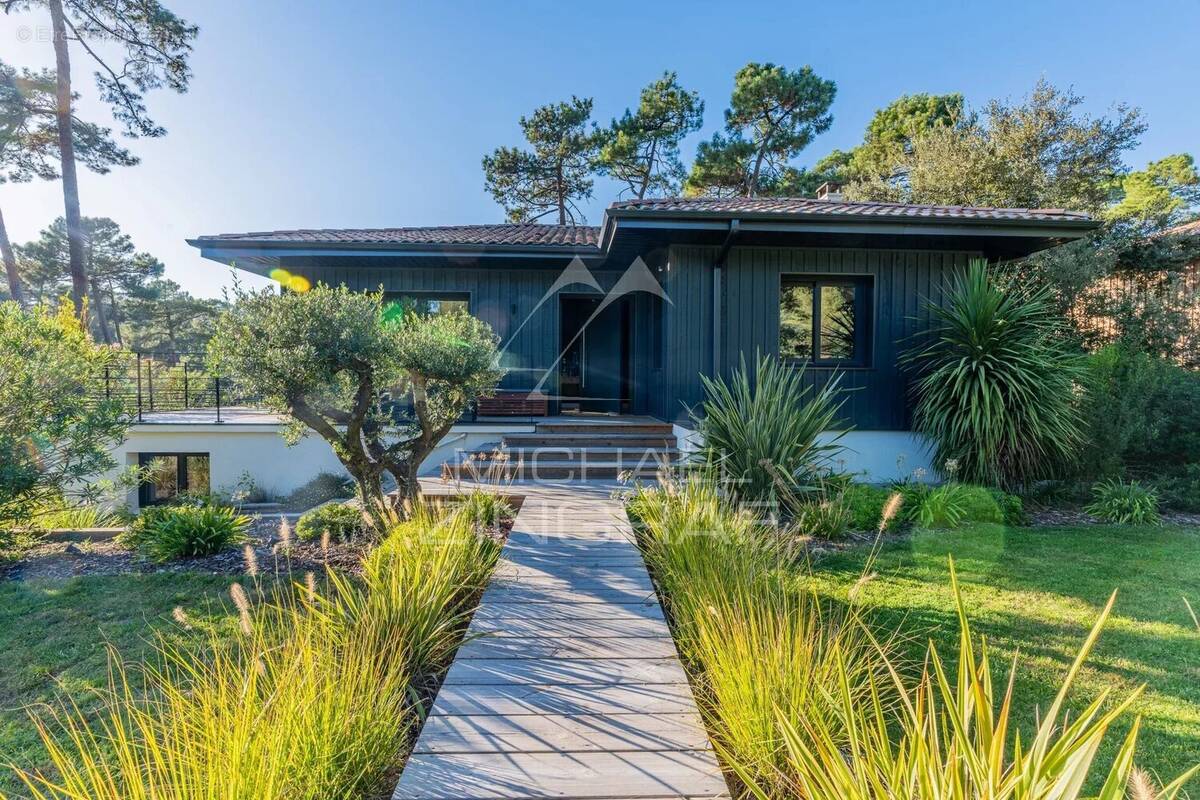 Maison à LE BOUSCAT