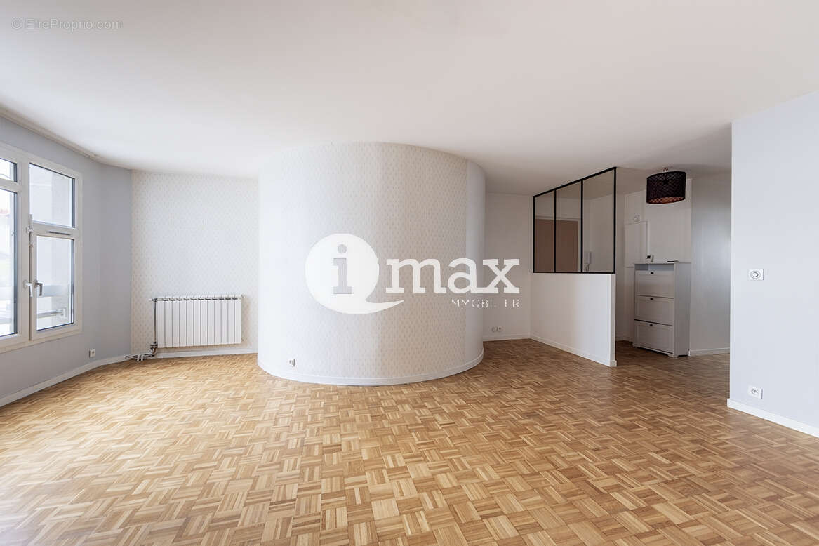 Appartement à LEVALLOIS-PERRET