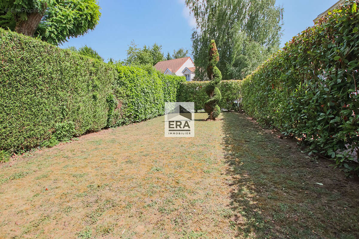 Maison à SAINT-GERMAIN-LES-CORBEIL