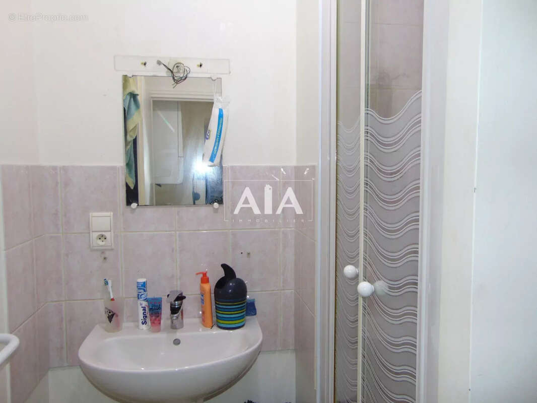 Immeuble appartements + commerce - photo 15