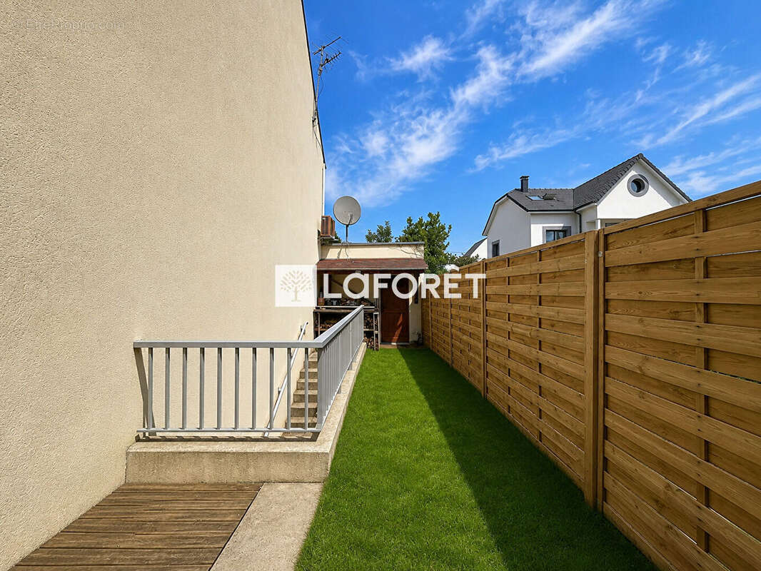 Limite du Vésinet - Élégante maison familiale de 135 m² au calme absolu, sans vis-à-vis - photo 18