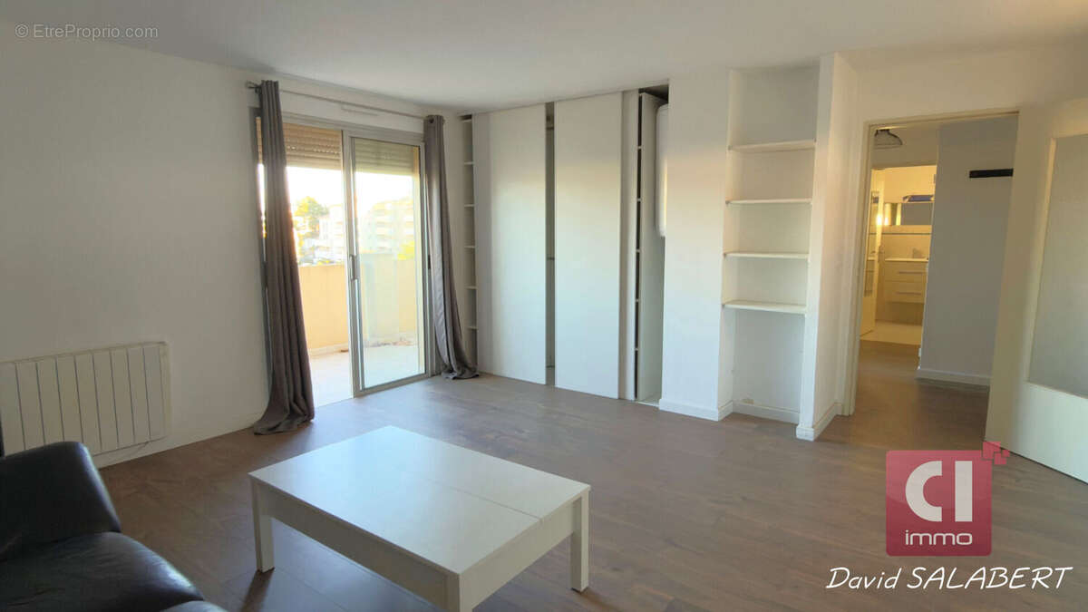 Appartement à FREJUS