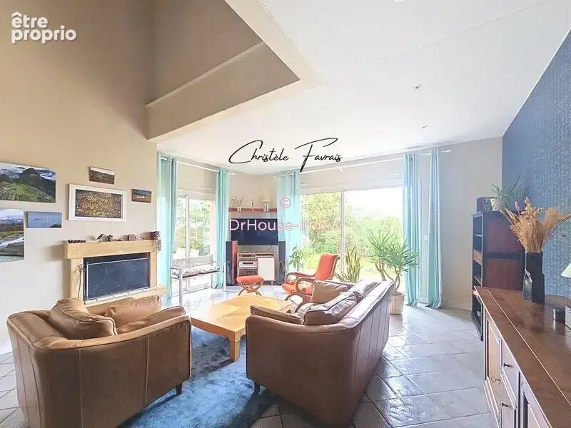 Maison 8 pièces 208 m² à vendre à Montours (35460) - photo 12