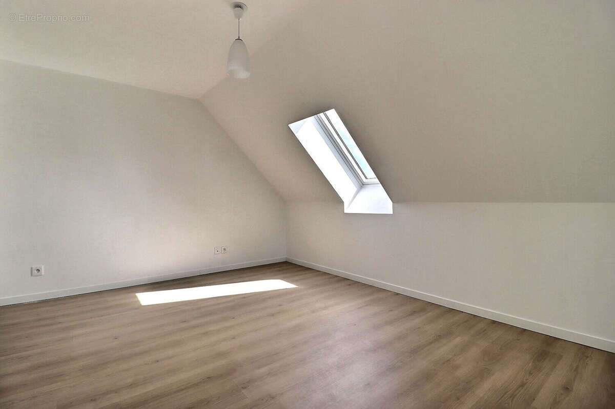 Appartement à COLOMBES