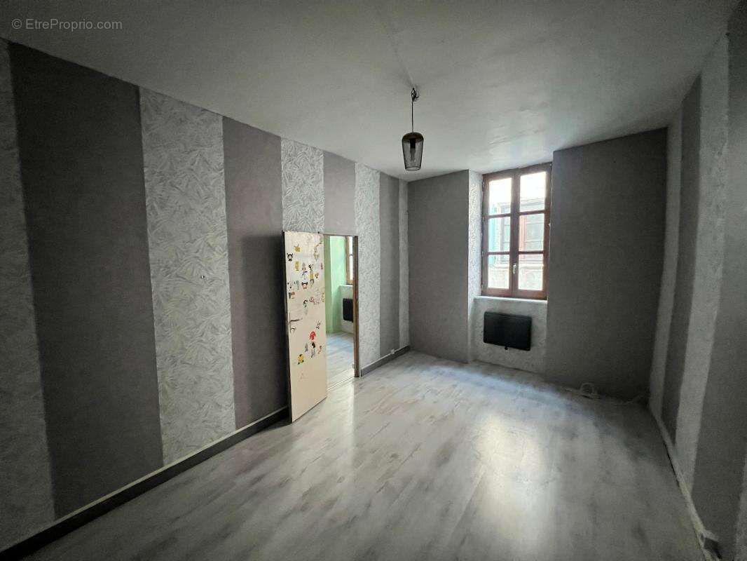 Maison à LARGENTIERE