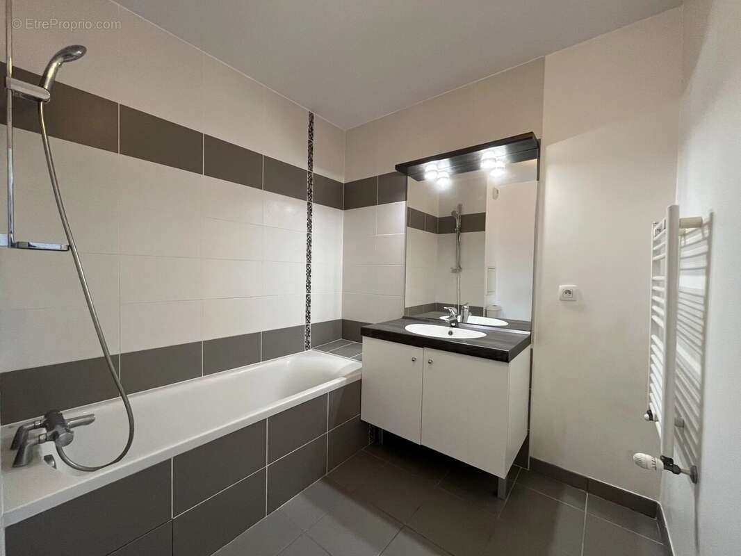 Appartement à IRIGNY