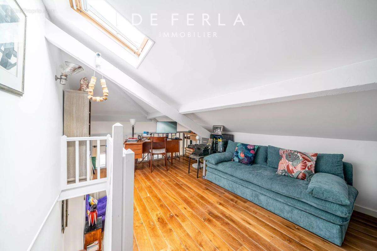 Appartement à PARIS-15E