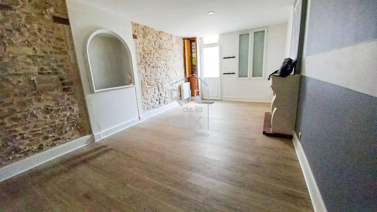 Maison à CHATELLERAULT