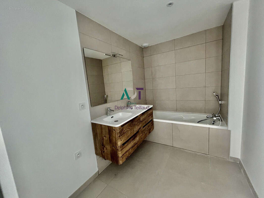 Appartement à MEYLAN