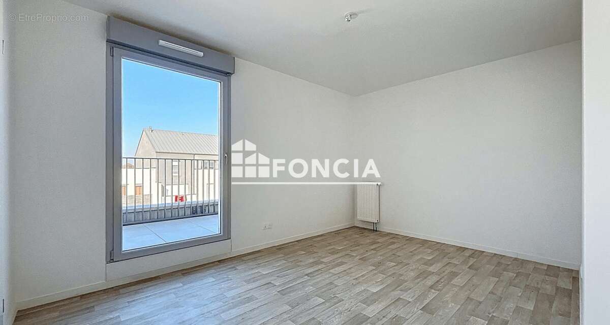 Appartement à COLOMBELLES