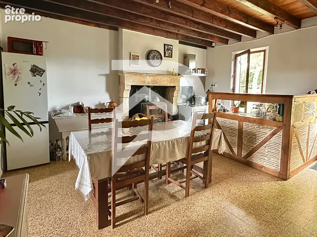 Maison en pierre, piscine et granges à BEAUPOUYET - photo 3
