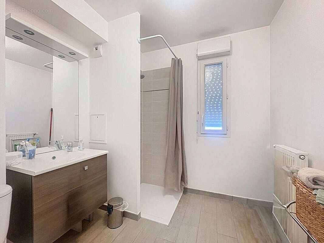 Appartement à LIMEIL-BREVANNES