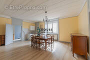 Appartement à ORCHAMPS-VENNES