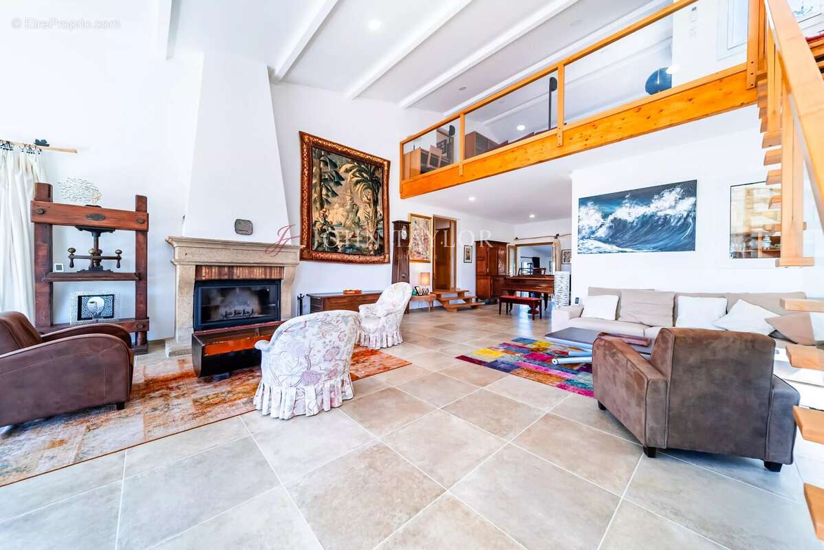 Maison à CHATEAUNEUF-DU-PAPE