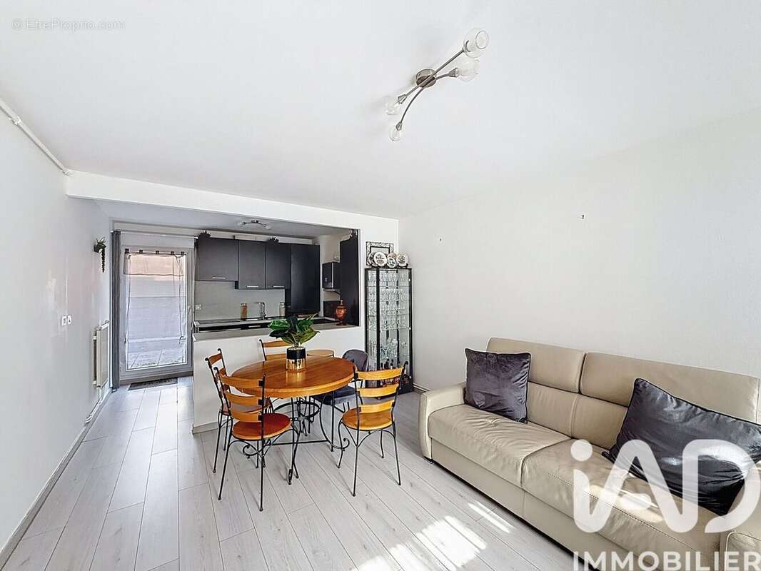 Photo 4 - Appartement à VILLENEUVE-D'ASCQ