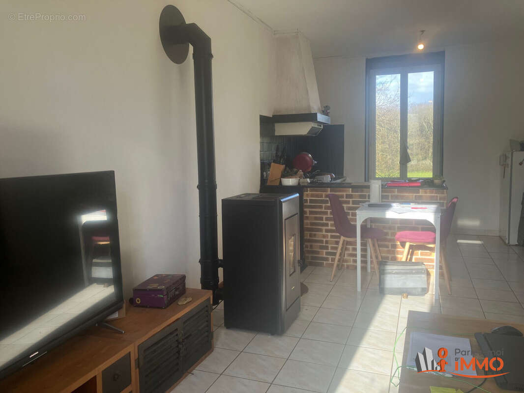 Appartement à LIGNIERES