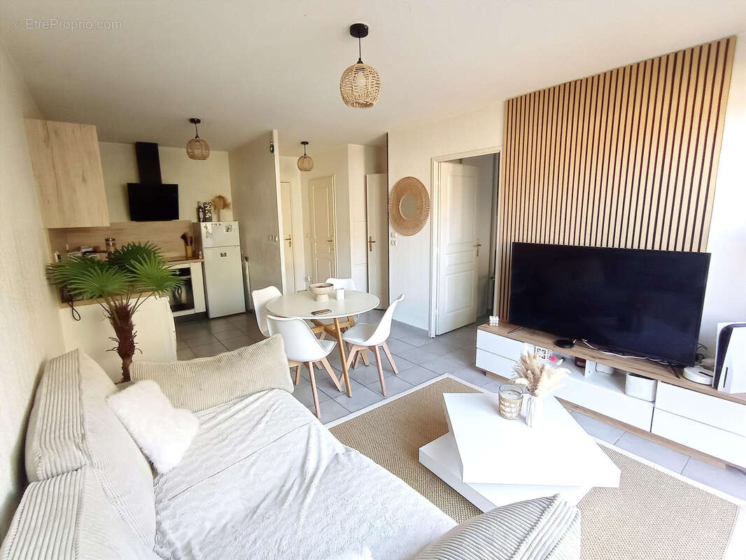 Appartement à SIX-FOURS-LES-PLAGES