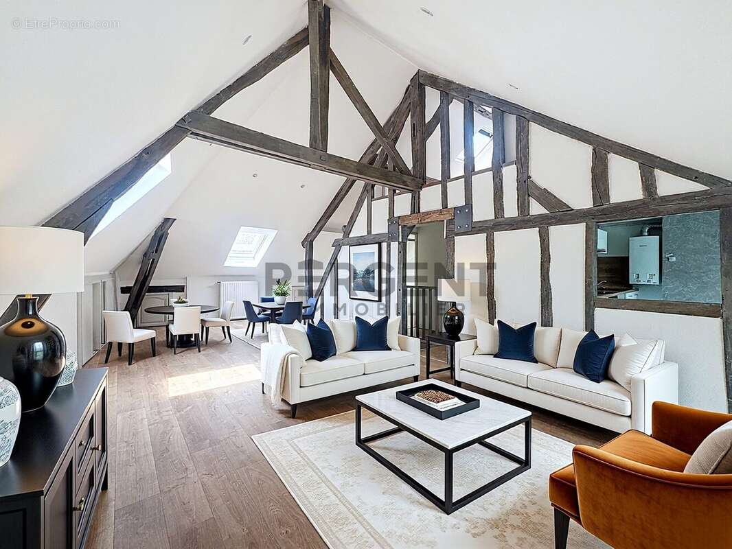 Appartement à CHARLEVILLE-MEZIERES