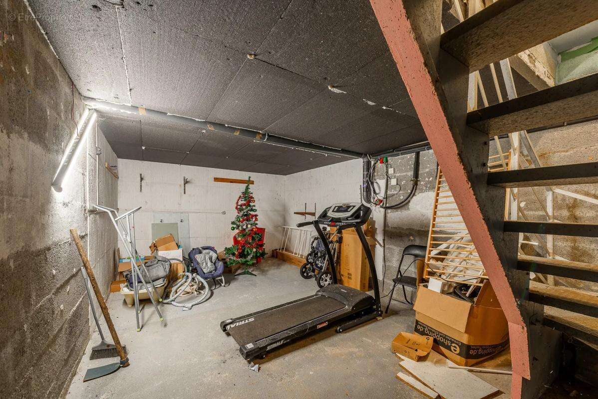 Lescherolles (77320) – maison familiale 120m2 avec sous-sol total sur 1 190 m² de terrain – fort potentiel après travaux - photo 23