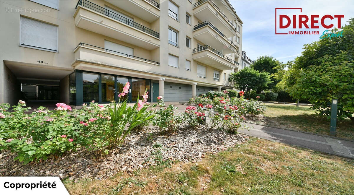 Centre ville : appartement 3p + balcon + box - photo 6