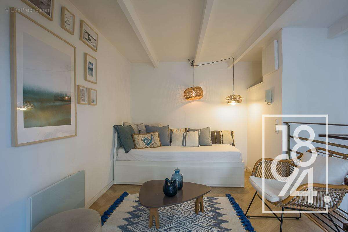 Appartement à MARSEILLE-7E