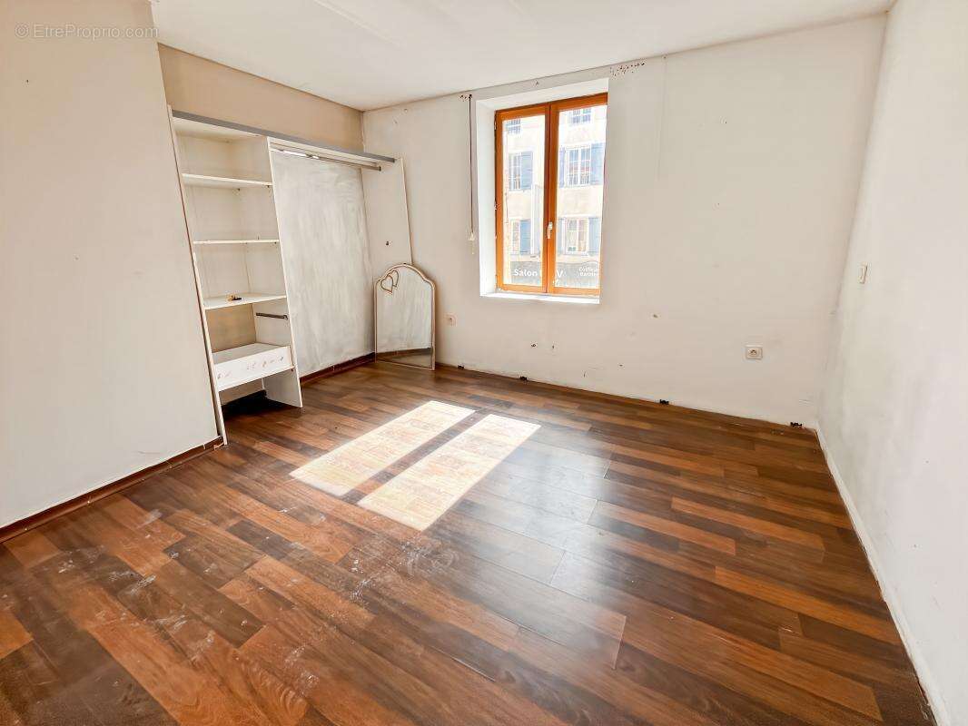 Appartement à LORIOL-SUR-DROME