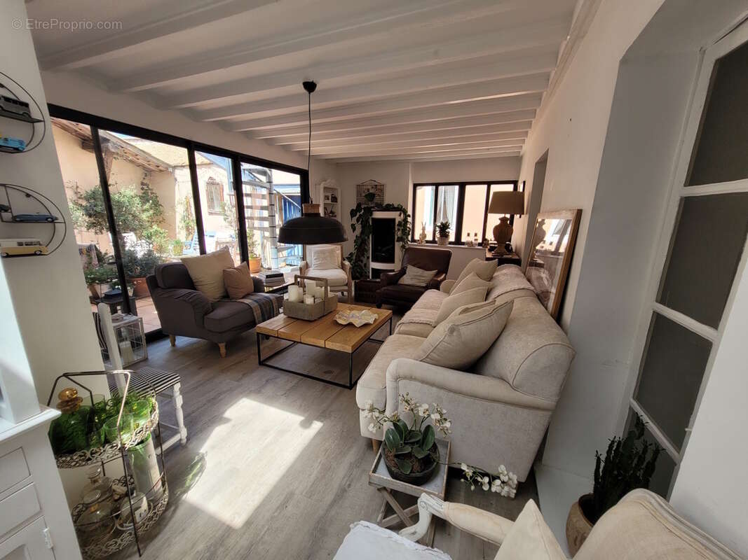 Maison à SAINT-GENIES-DE-FONTEDIT