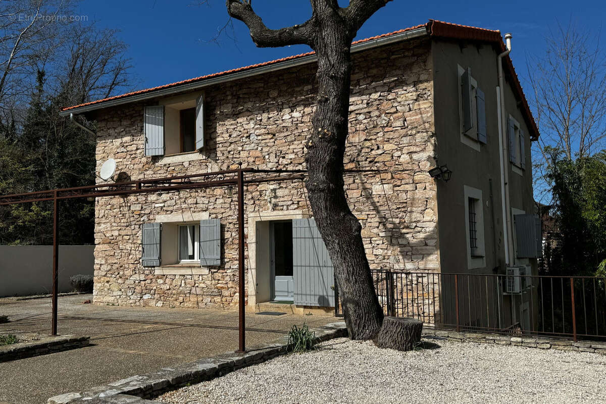 Maison à SAIGNON