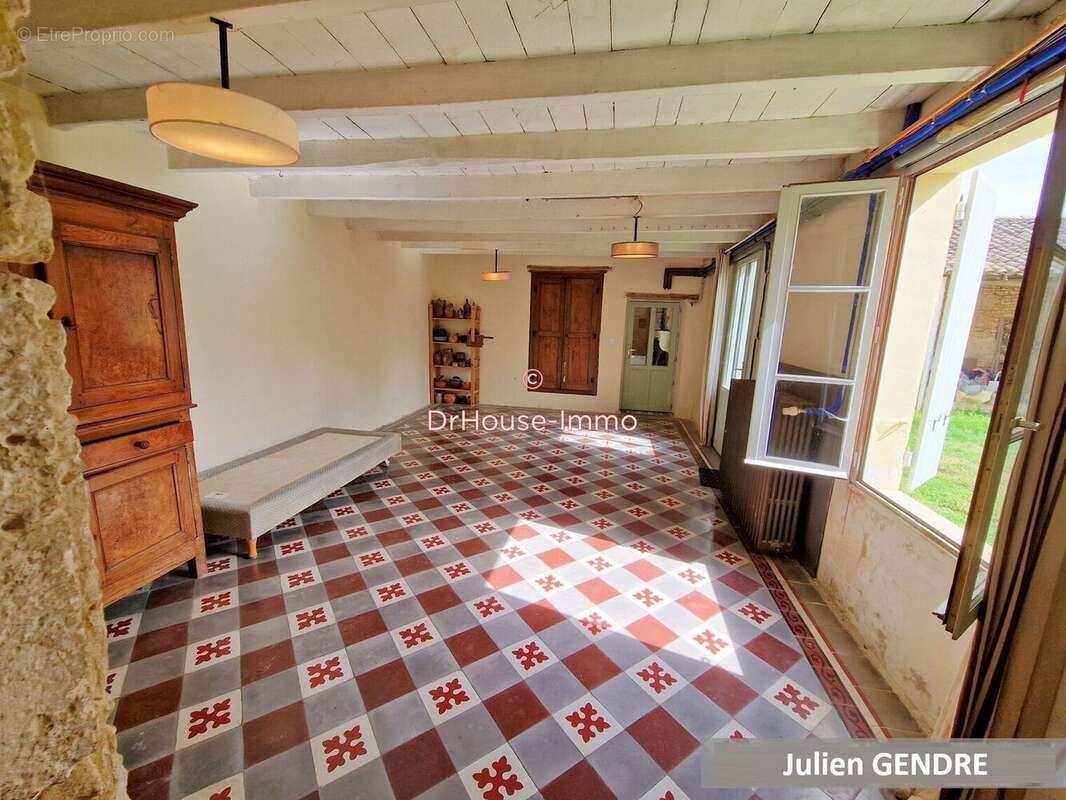 Maison 185 m² à Salles  - photo 36