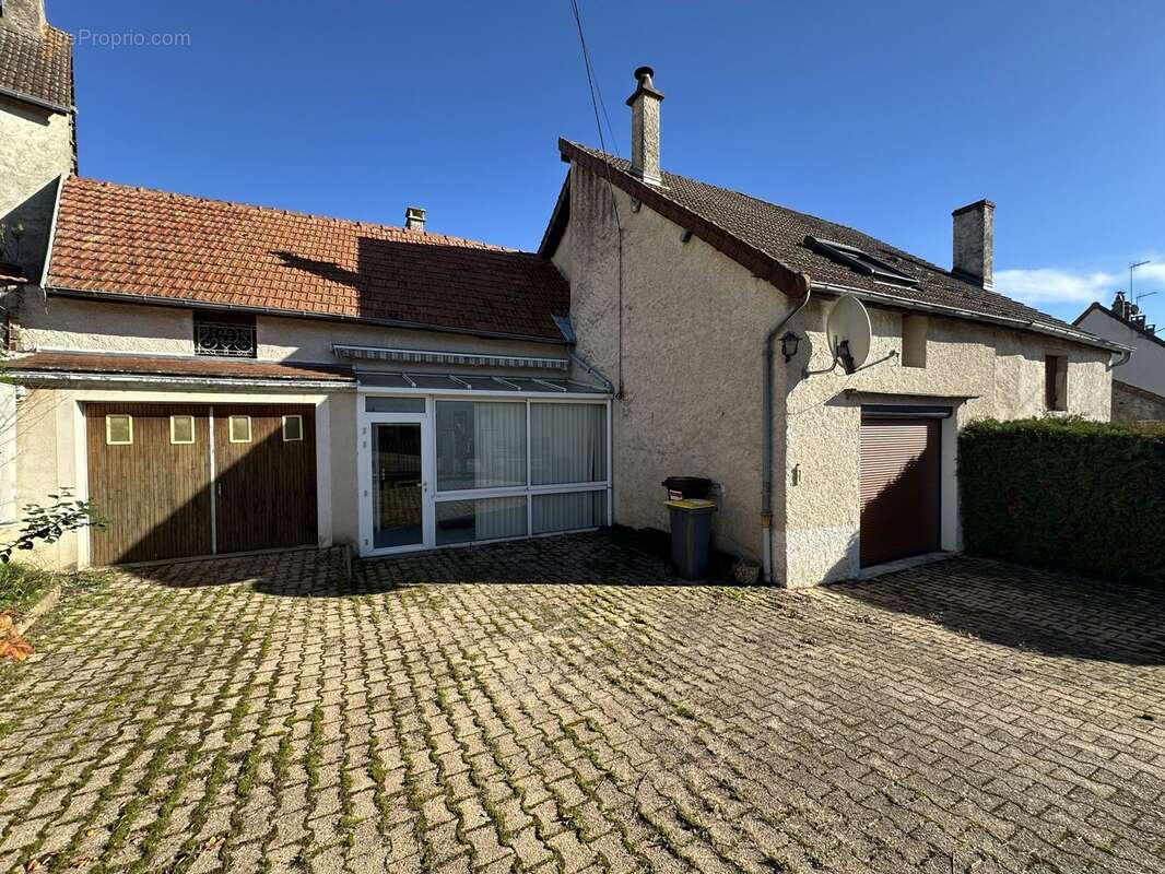 Maison à MOLINOT