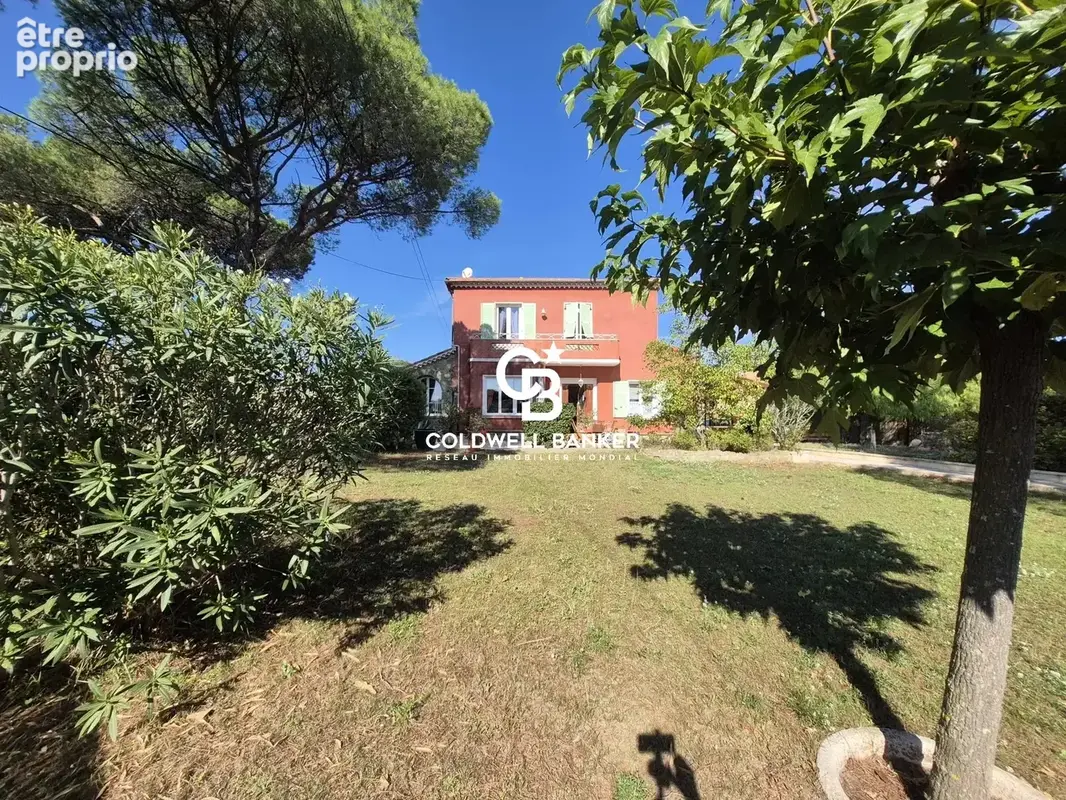 FRÉJUS – LA TOUR DE MARE  Jolie maison familiale avec terrasse et jacuzzi - photo 2