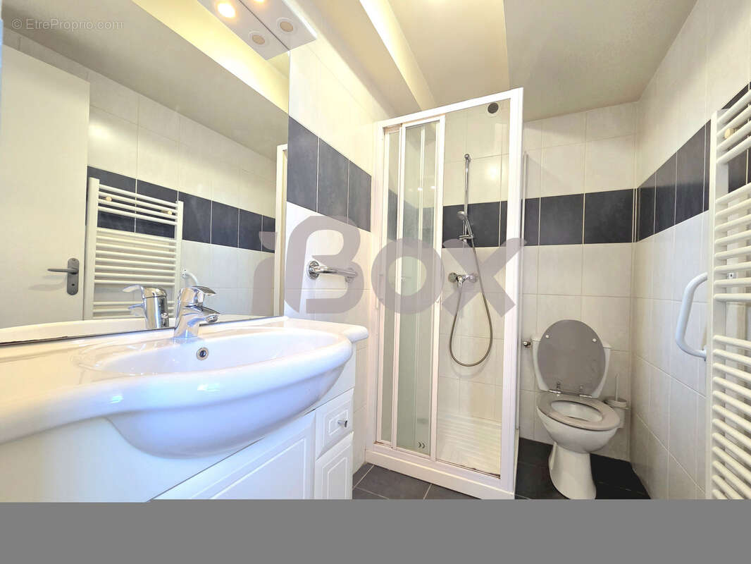 Appartement à LA FARLEDE