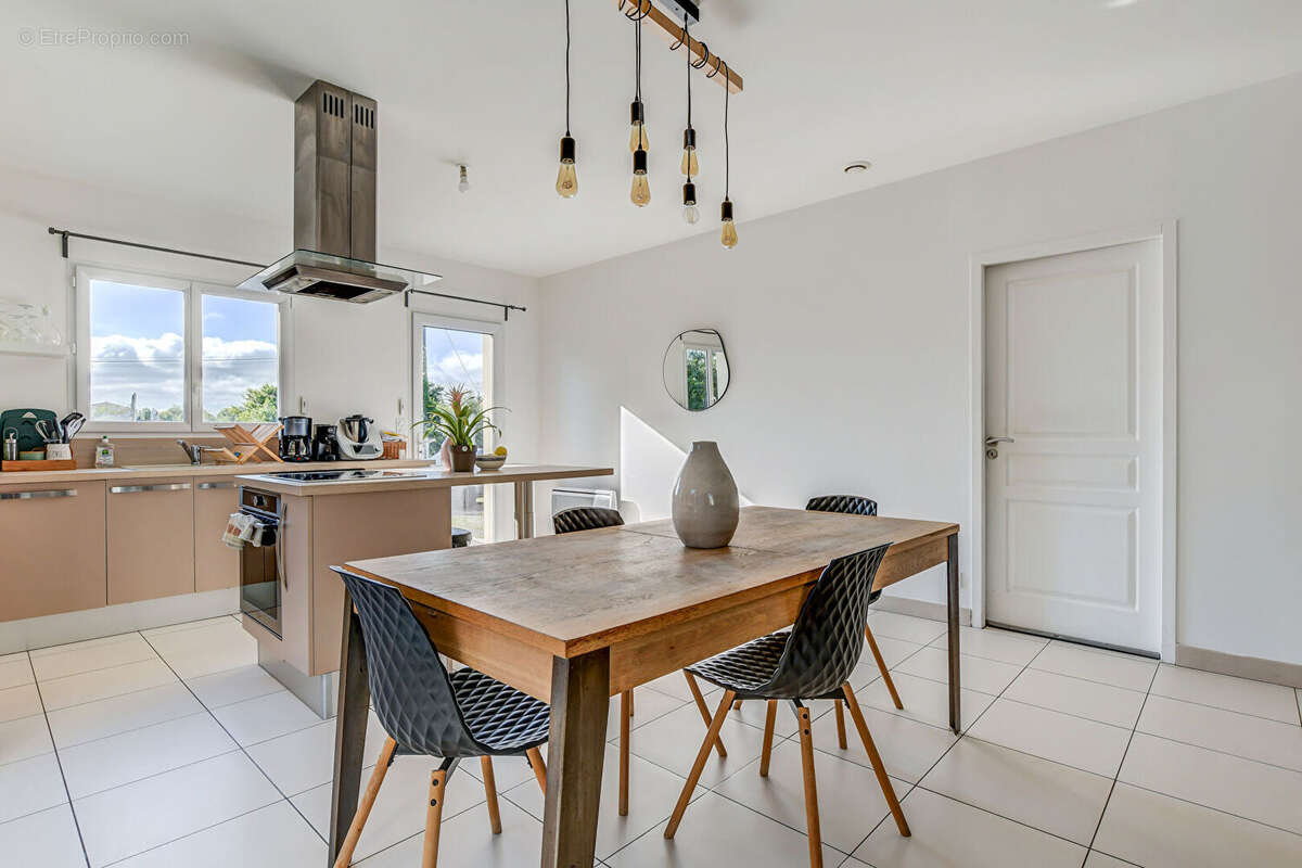 Maison type T4 - photo 4
