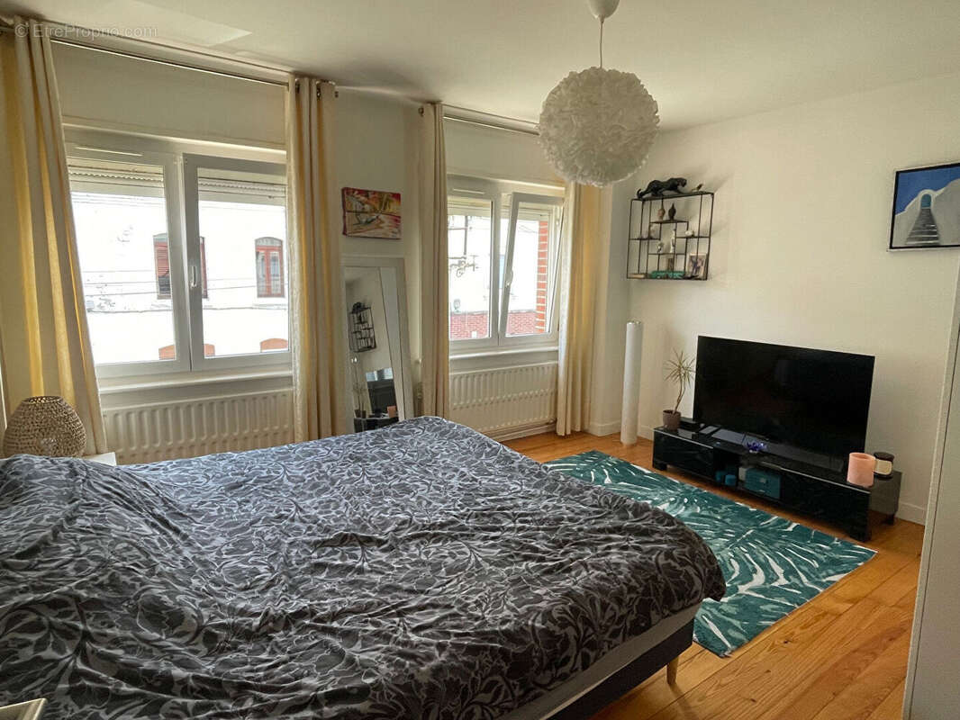 Maison de ville - Béthune- 125 m2 - 4 chambres - garage - balcon et jardin - photo 5