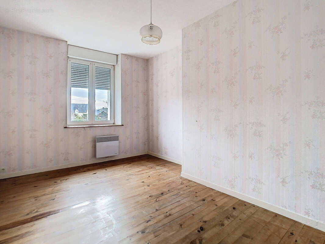 Maison à LA HAYE-DU-PUITS