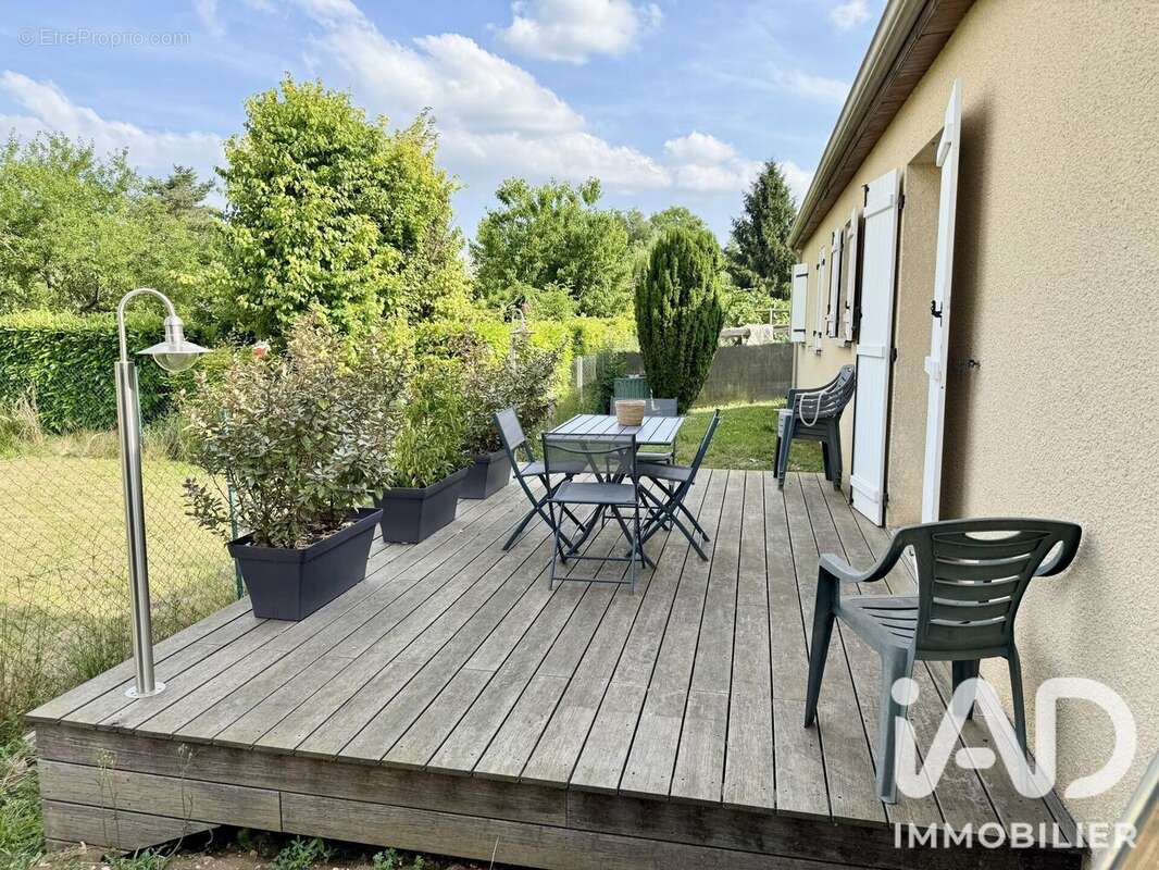 Maison 103 m² à La Chapelle-Sur-Oreuse  - photo 2