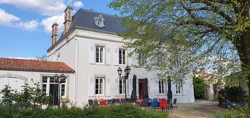 Maison à LONGEVILLE-SUR-MER