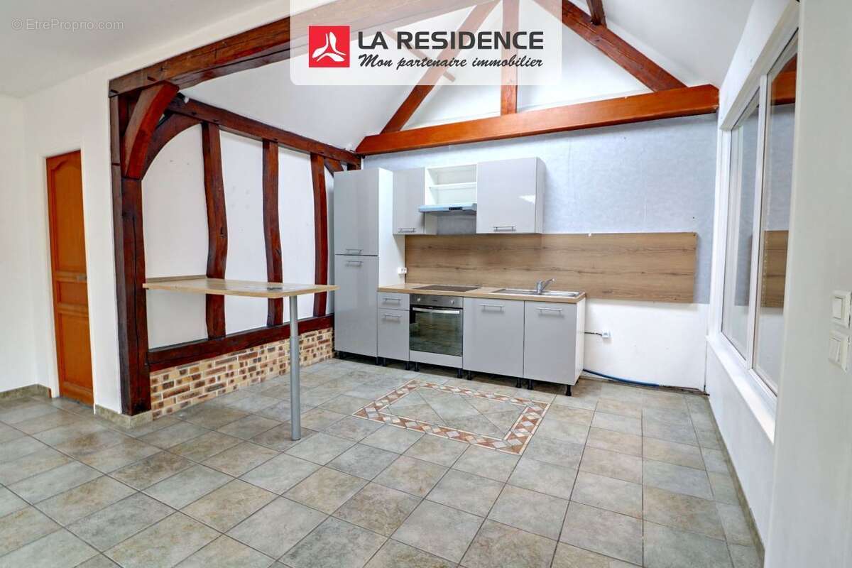 Maison 107 m² à Deville-Les-Rouen  - photo 2