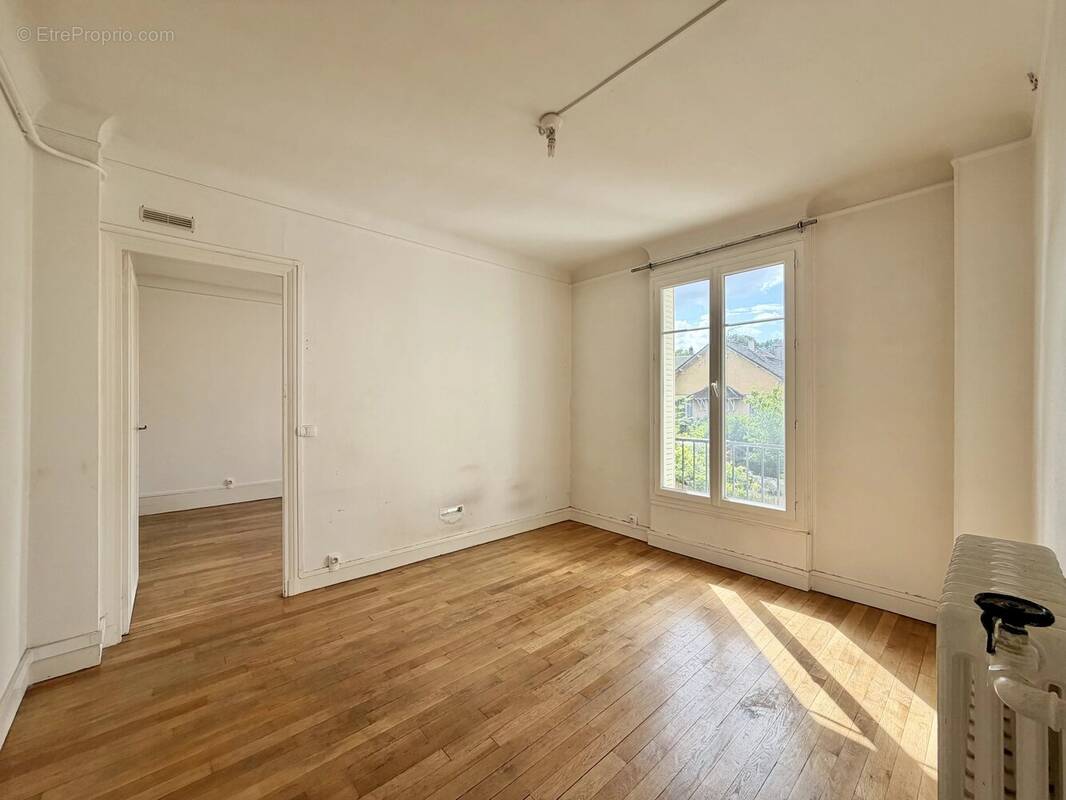 Appartement à BOURG-LA-REINE
