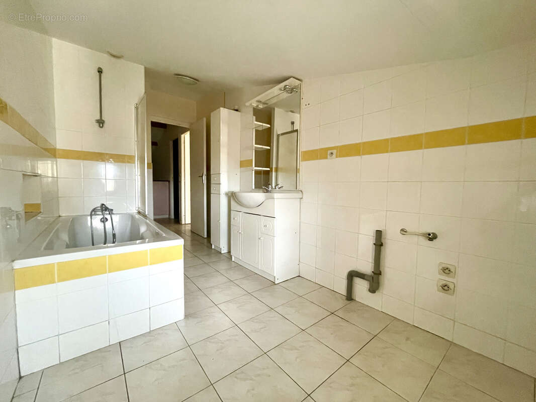 Maison à CLERMONT-L'HERAULT