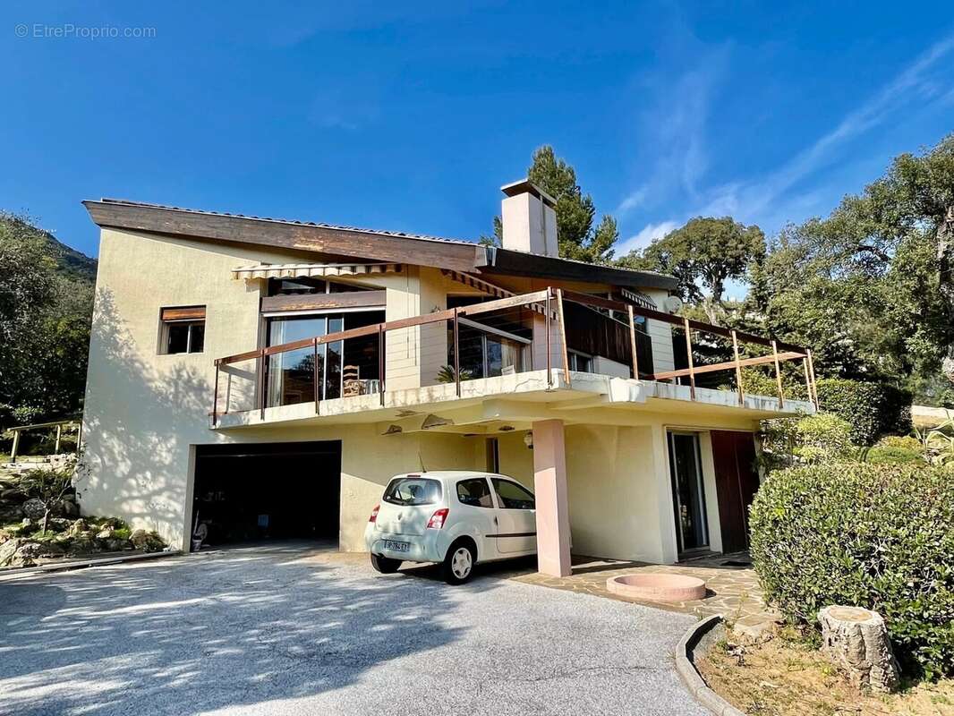 Maison à CAVALAIRE-SUR-MER