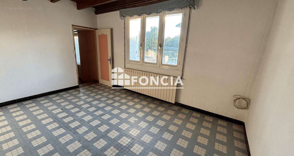 Maison à CHERVES-RICHEMONT