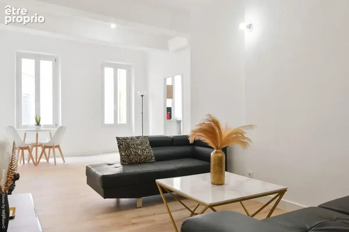 Appartement 2 pièces rénové à vendre dans l'hypercentre de sanary - photo 3