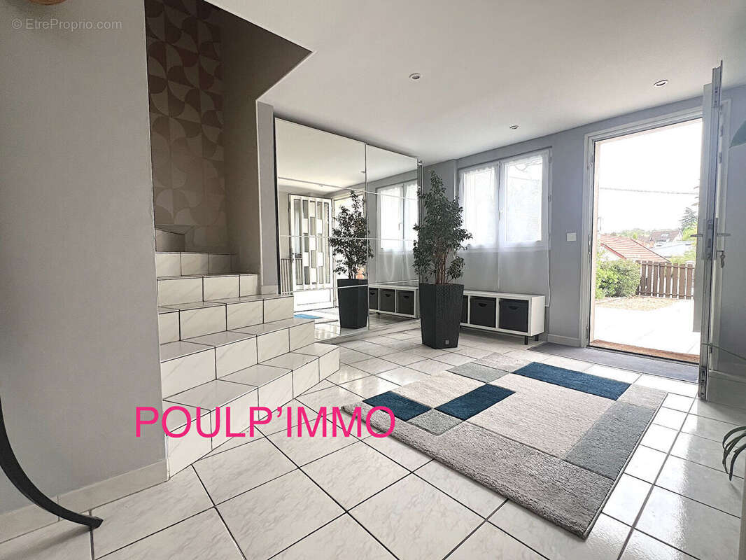 Maison Bougival 6 pièce(s) 161.11 m2 - photo 2